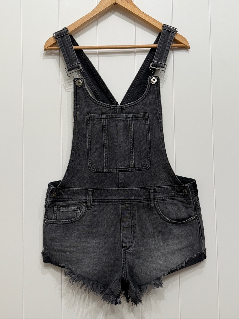 We The Free Black Denim Distressed Cut Off Shortalls Overalls Frayed Hem Size 29